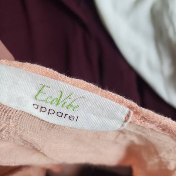 EcoVibe Apparel Women’s Large Peach Sleeveless Tank Top Crochet Detail - Picture 4 of 7